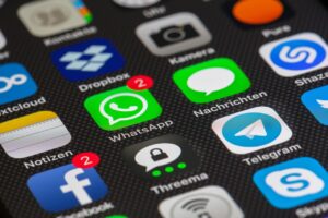 Whatsapp on phone home screen